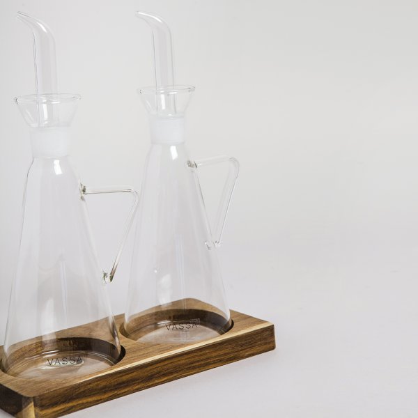 SET DE ACEITERA Y VINAGRERA CÓNICAS CON ASA 200 ML - Image 3