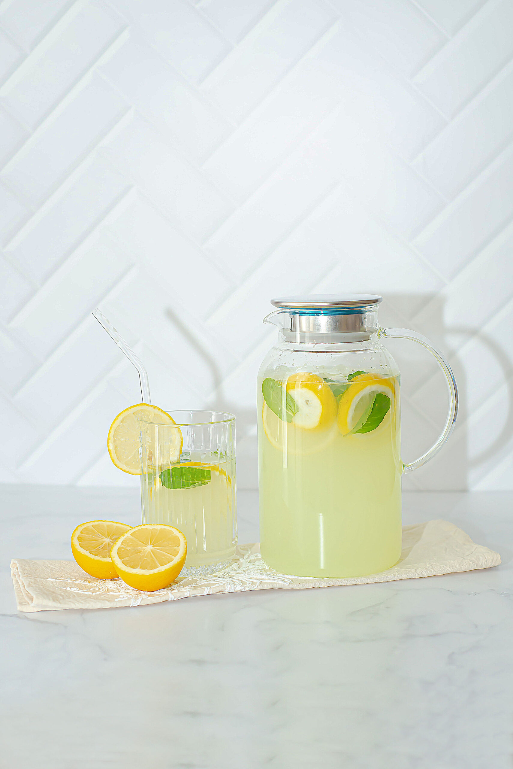 JARRA DE VIDRIO MARTILLE TAPA ACERO 1800 ML