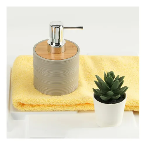 SET DE BAÑO DE PLÁSTICO Y BAMBÚ (SET X 6) - Image 3