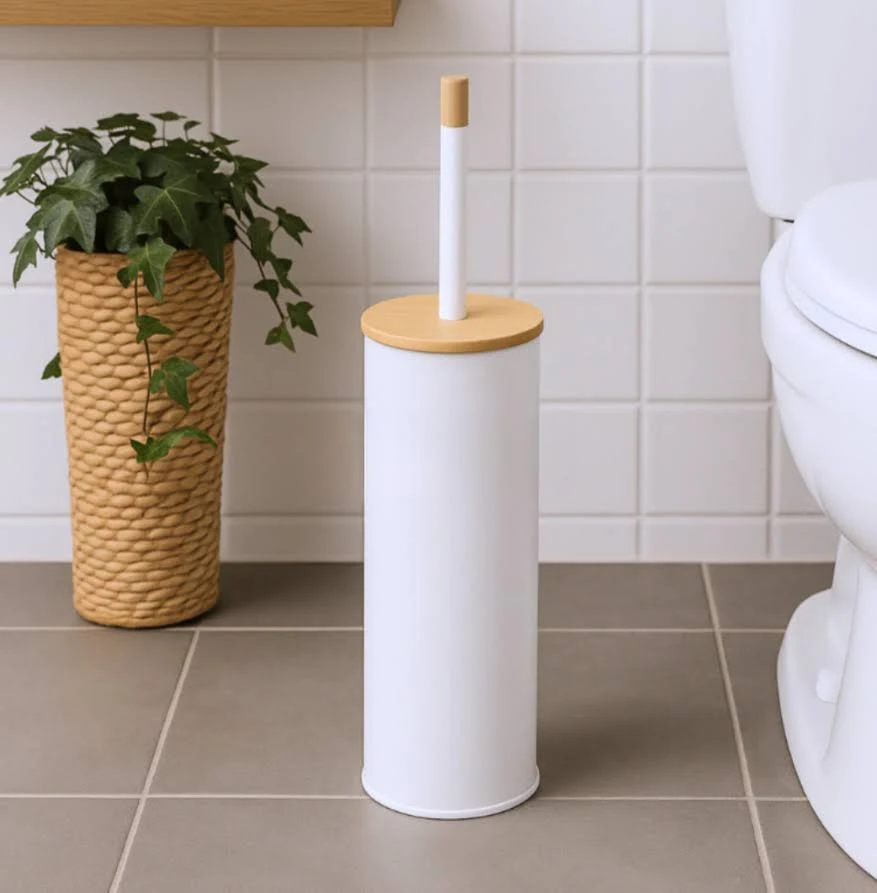 ESCOBILLA DE BAÑO TUBO BLANCO