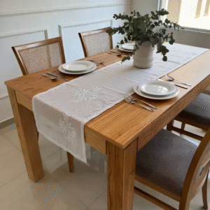 CAMINO DE MESA DE TUSOR NATURAL CON APLIQUE